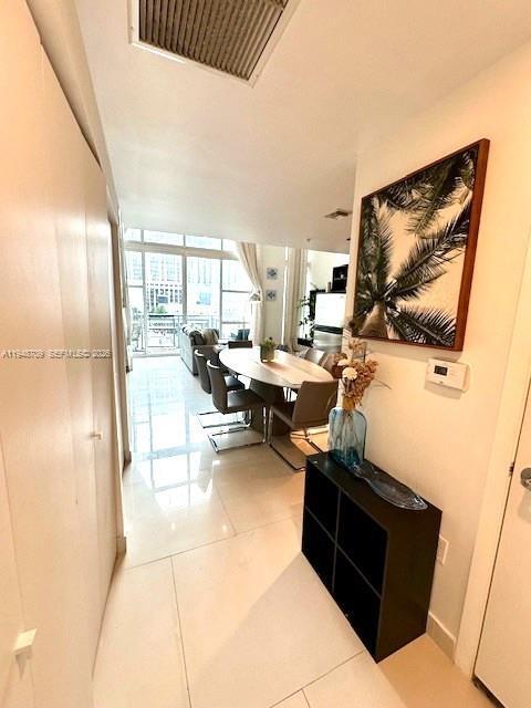 Building Photo - 253 NE 2nd St