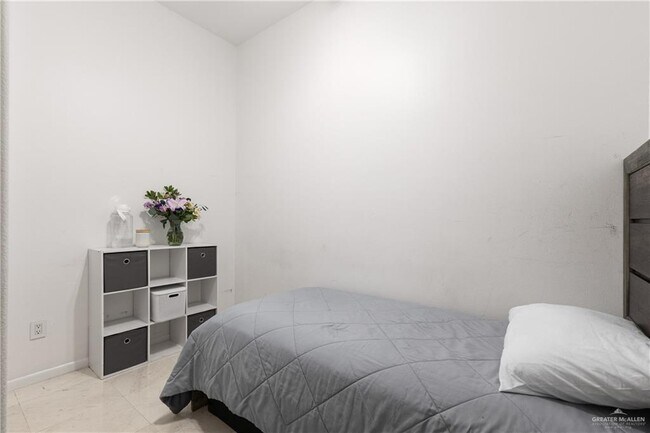 Building Photo - 514 Rio Grande Dr