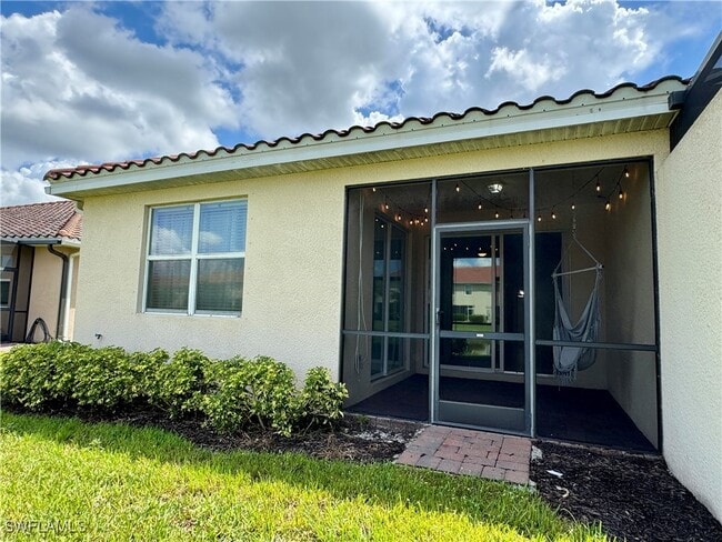 Building Photo - 2511 Vine Ave
