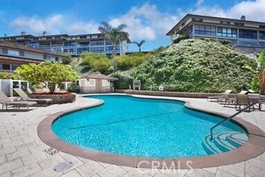 Building Photo - 22 Blue Lagoon