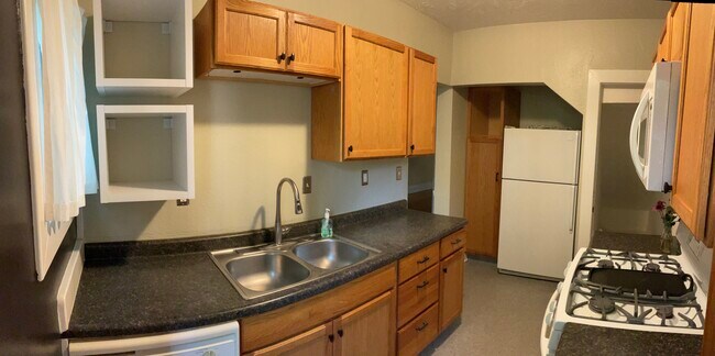 Kitchen (doorway on right leads to basement w/laundry - 915 S 33rd St