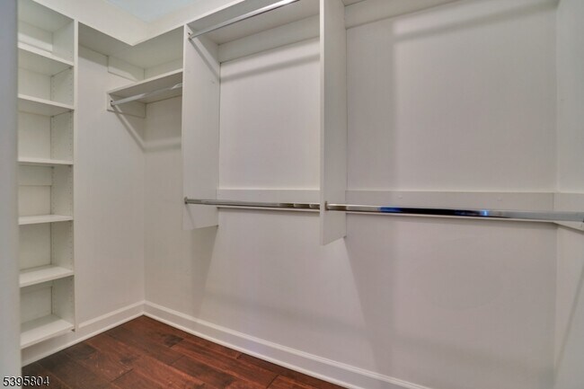 Building Photo - 1606 Windsor Ct