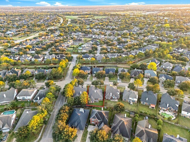 Building Photo - 5123 Shadow Breeze Ln