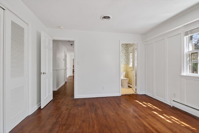 Building Photo - 513 Chesopeian Trail