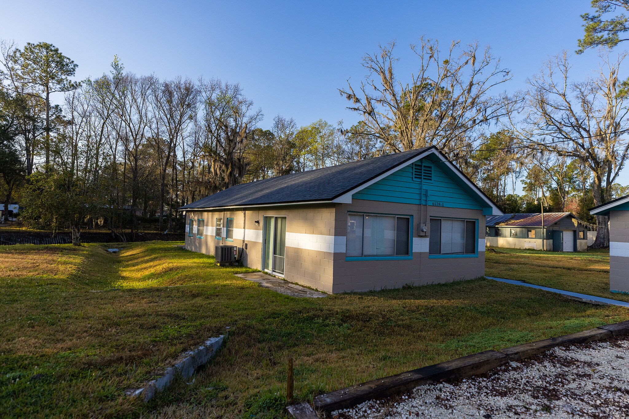 Building Photo - 6128 Townsend Rd