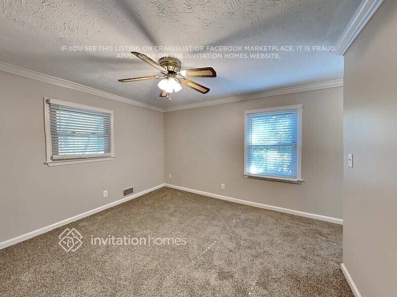 Building Photo - 4189 Terrace Dr