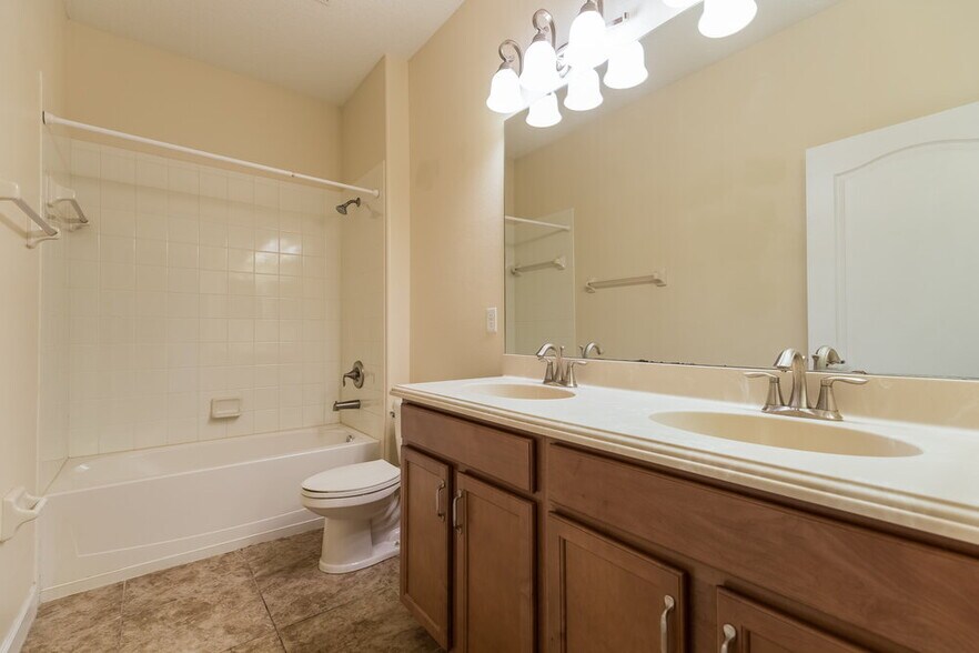 Building Photo - 4723 Coppola Dr