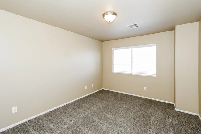 Building Photo - 1284 Dove Tree Ct