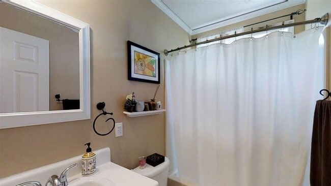 Building Photo - Fantastic 3 bedroom home in Durham!