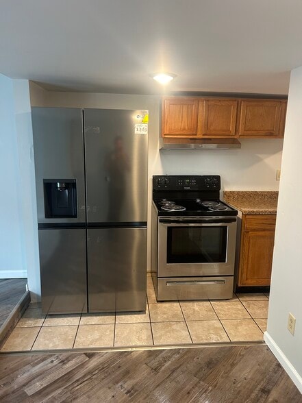 Building Photo - 221 W Washington St