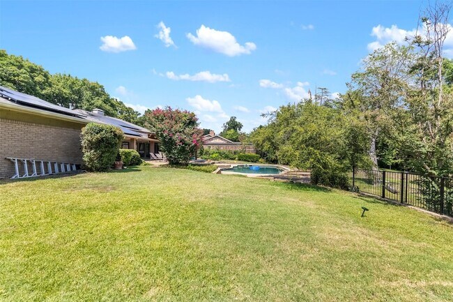Building Photo - 6530 Copper Creek Dr
