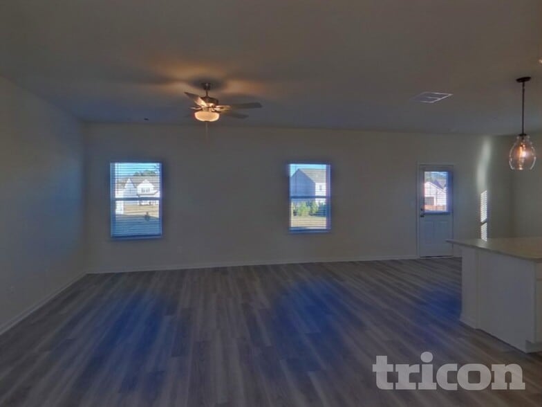 Building Photo - 110 Avondale Blvd SE