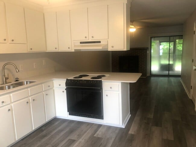 Building Photo - Chapel Creek Villas - 108 Beaver Pond Loop Unit 41