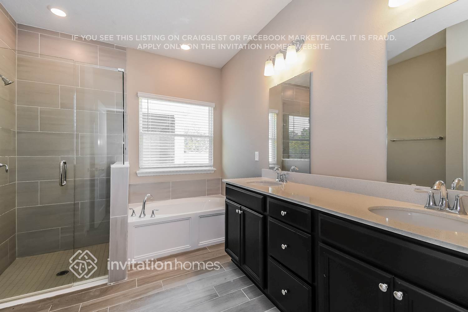 Building Photo - 9883 Lemon Balm Wy