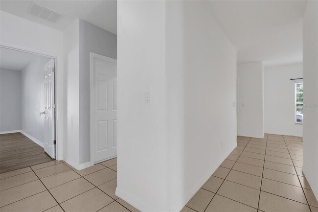 Building Photo - 188 Whispering Pines Way