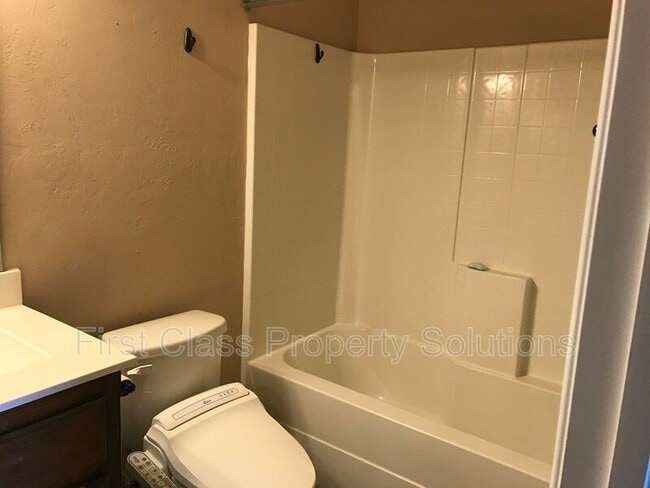 Building Photo - 19816 Serenade Way