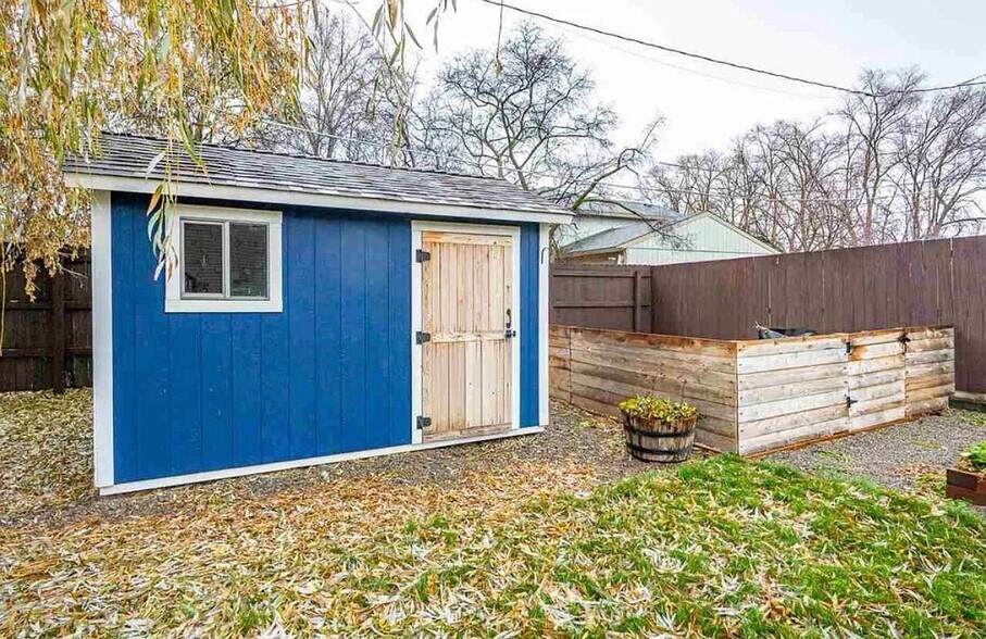 Building Photo - 4253 E 29th Ave