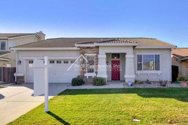 Building Photo - Wonderful 3bd/2ba Elk Grove Home with 2 Car Garage