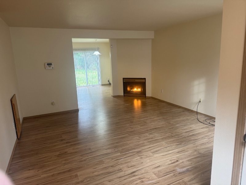 Building Photo - 9611 161st St E