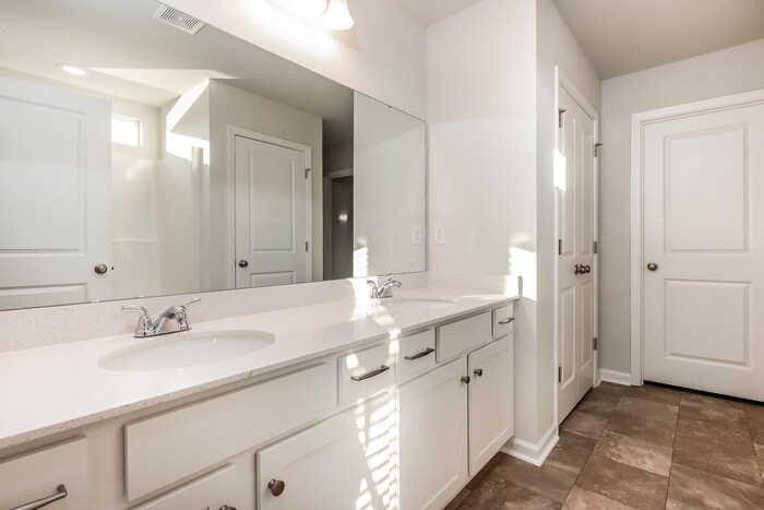 Building Photo - 108 Shire Dr