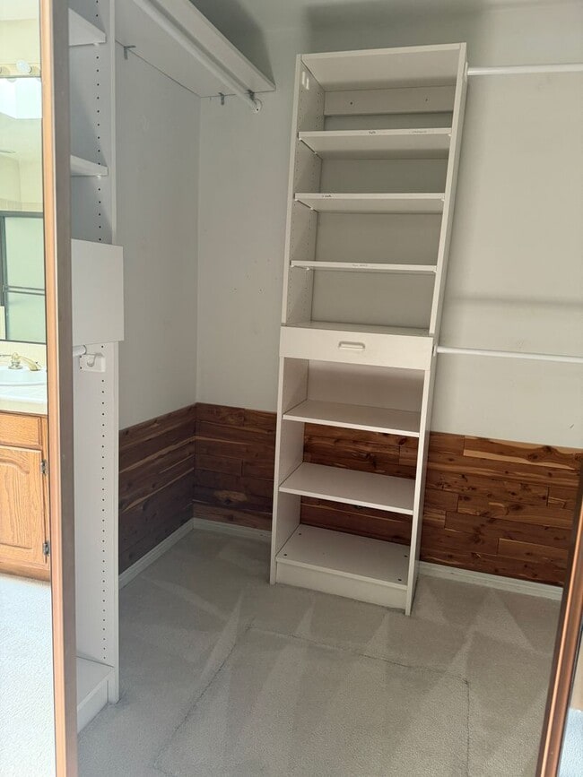 Building Photo - 742 Liquidamber Pl
