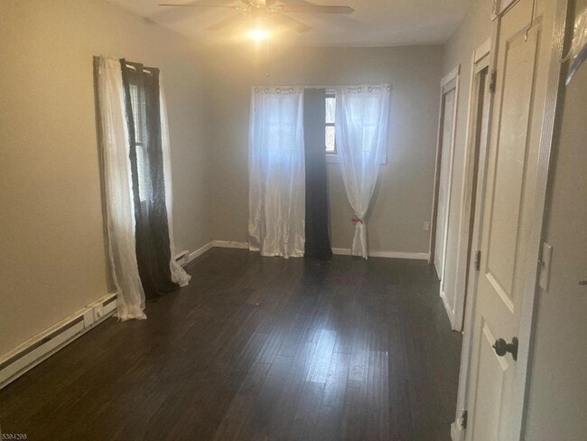 Building Photo - 192 Riveredge Rd