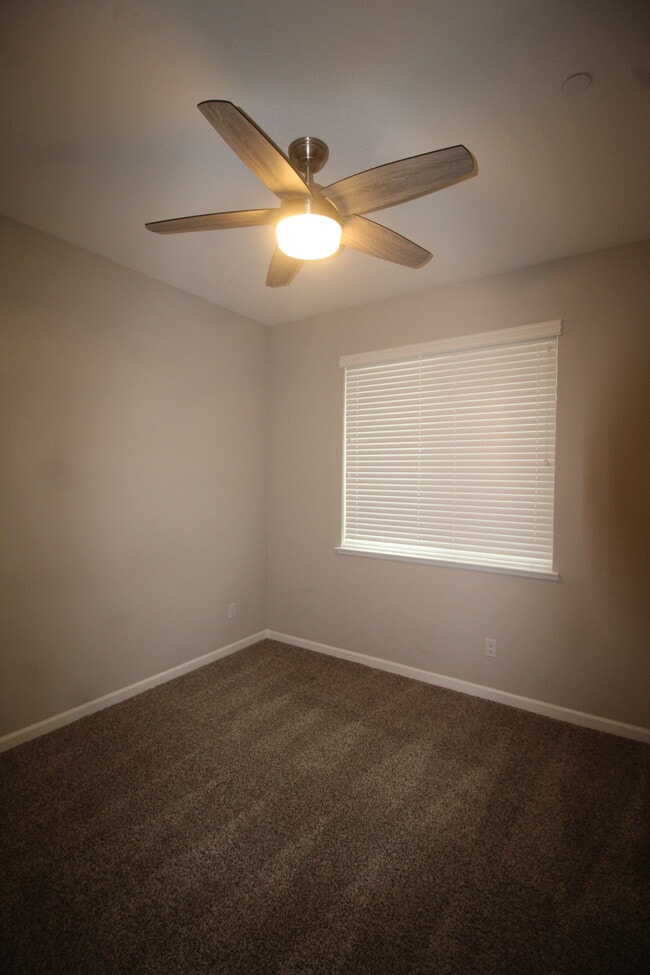 Building Photo - 3304 Sloat Run