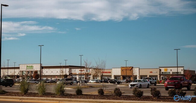 Building Photo - 220 Waylan Rdg Ln