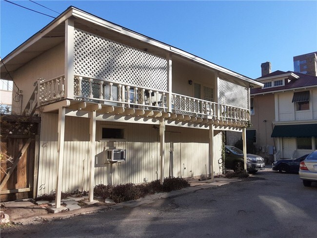 Building Photo - 2404 Rio Grande St