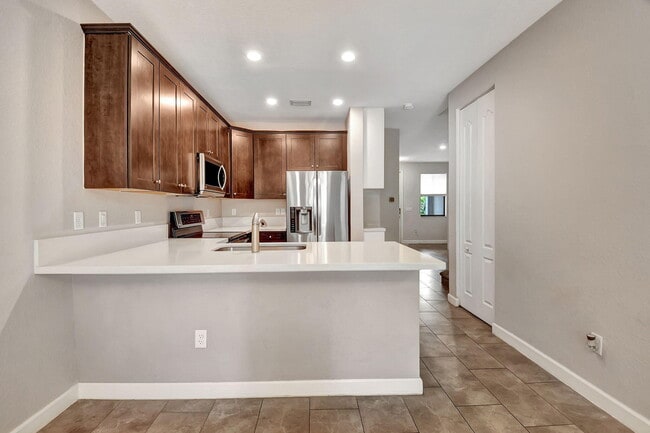 Building Photo - 12994 Anthorne Ln