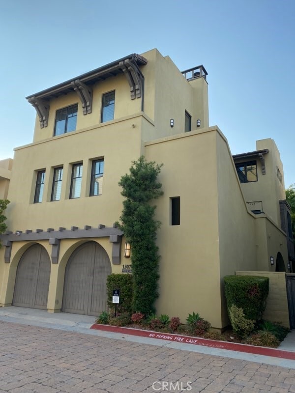 Building Photo - 13070 Discovery Creek