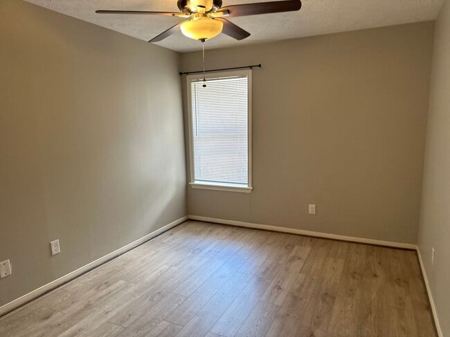 Building Photo - Take a look at this 4 bedroom 2 bath home