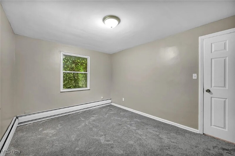 Building Photo - 1009 Renfield Rd