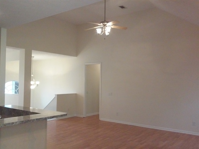 Building Photo - 1013 Streamdale Point W