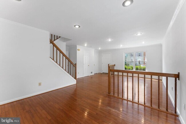 Building Photo - 14164 Compton Valley Way