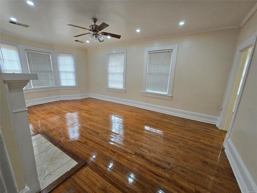 Building Photo - 2026 Bullard St