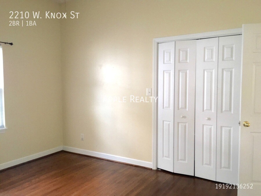 Building Photo - 2210 W Knox St