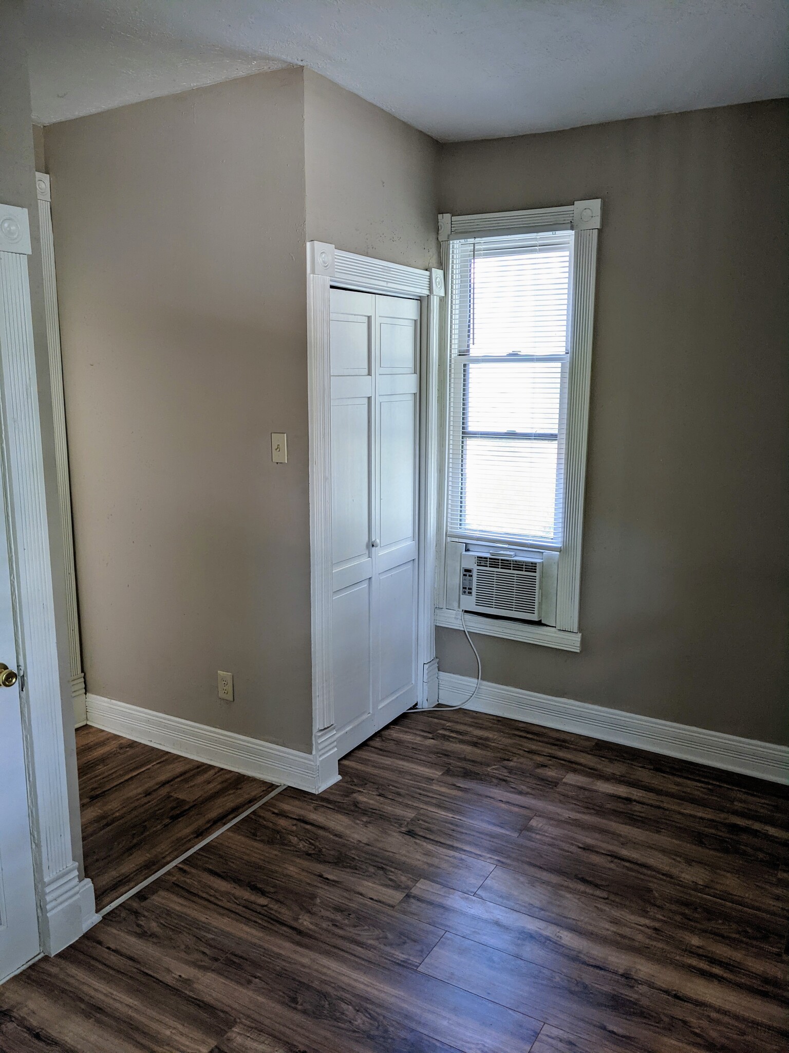 Building Photo - 4461 Eaton St