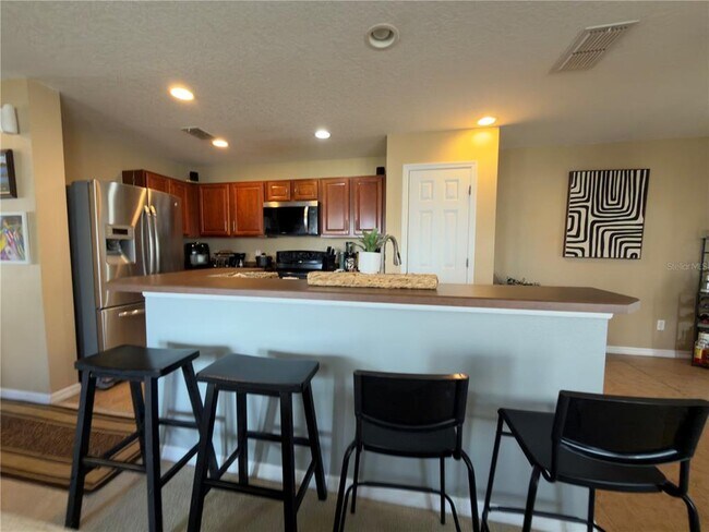 Building Photo - 2552 Aventurine St