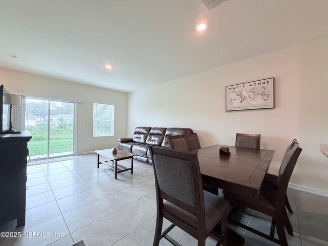 Building Photo - 48 Java Ln