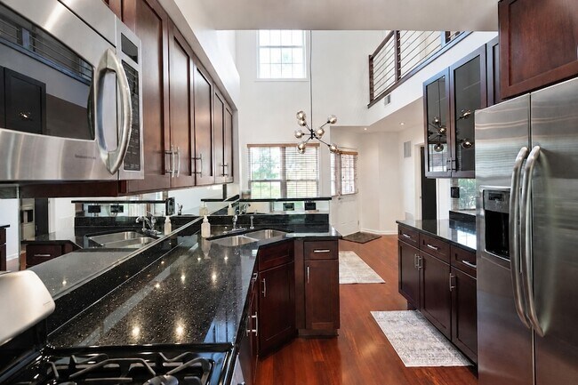 Building Photo - 1347 Winfield Way