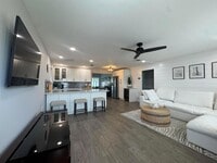 Building Photo - 108 SW 9th St