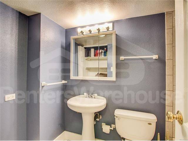 Building Photo - 1035 Colorado Blvd