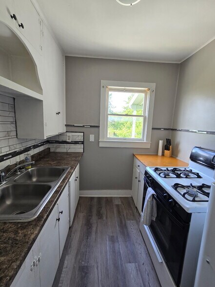 Building Photo - 2818 Avenue G