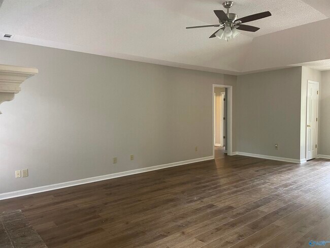 Building Photo - 208 Merganser Blvd
