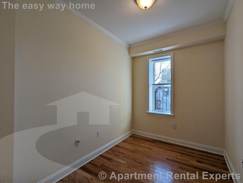 Building Photo - 3 Chauncy St