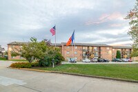 Building Photo - The Manor/The Manor East Apartments