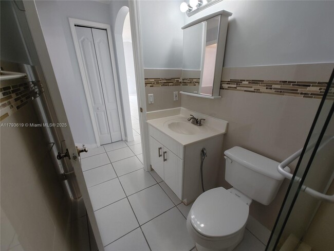 Building Photo - 1137 NW 128th Pl