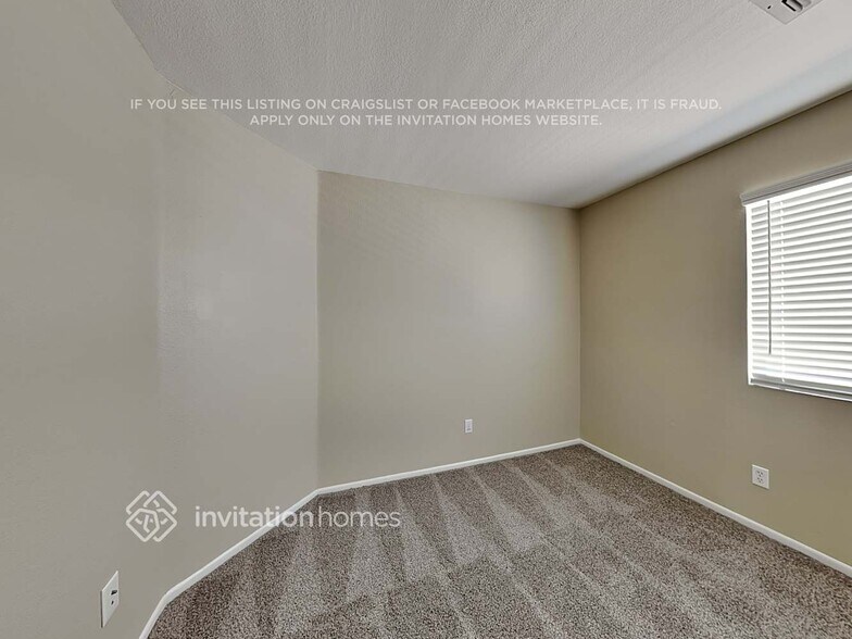 Building Photo - 8315 W Clear Stream Dr