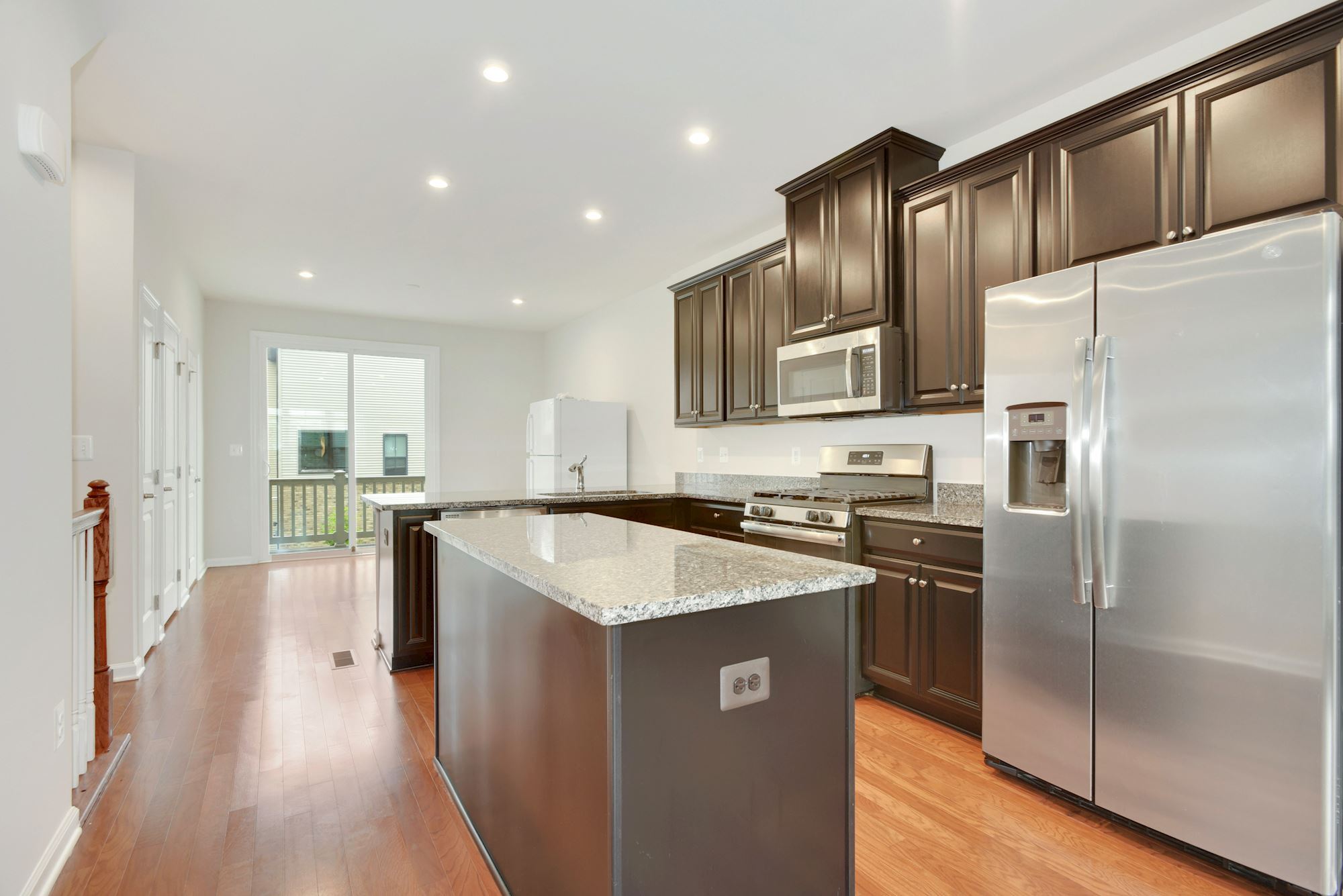 Building Photo - 43501 Apple Orchard Sq